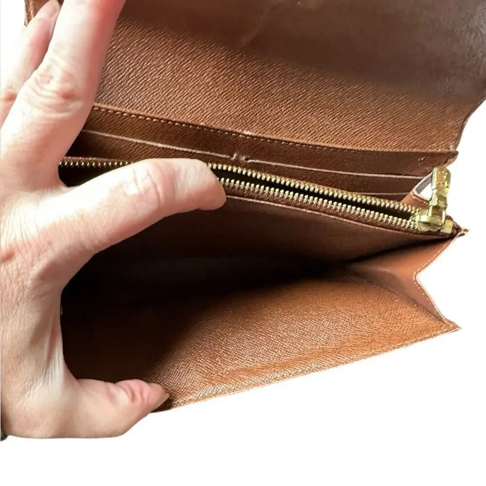 Louis Vuitton Classic Monogram Iconic Portefeuille Sarah Long Wallet Brown